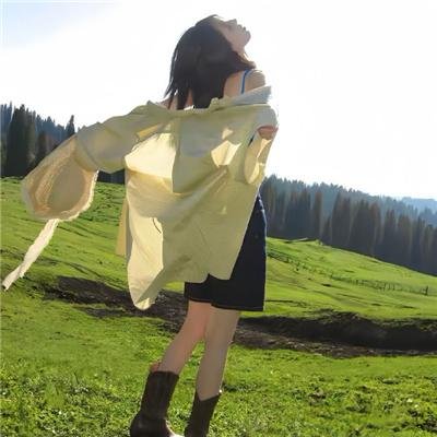 黄昏时分、牵着手